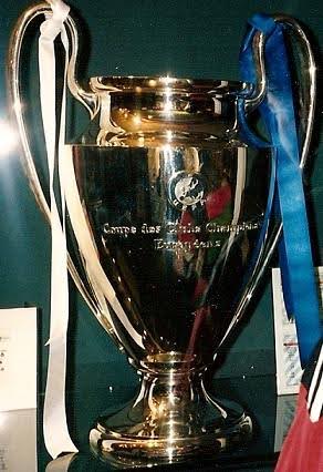 A random trophy  from Wikimedia Commons 