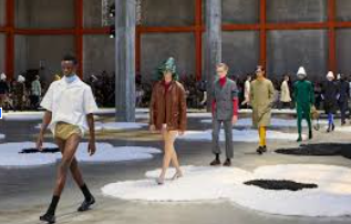 Image of a fashion runway
